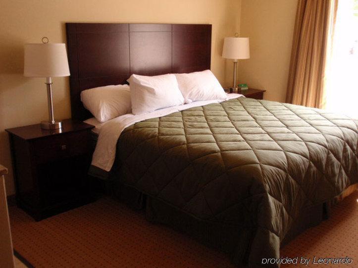 Boarders Inn & Suites By Cobblestone Hotels - ออชคอช ห้อง รูปภาพ